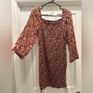 Jessica Simpson, mini floral dress, size medium, stretchy material